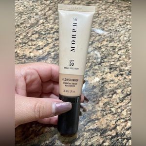 MORPHE glow stunner hydrating tint moisturizer